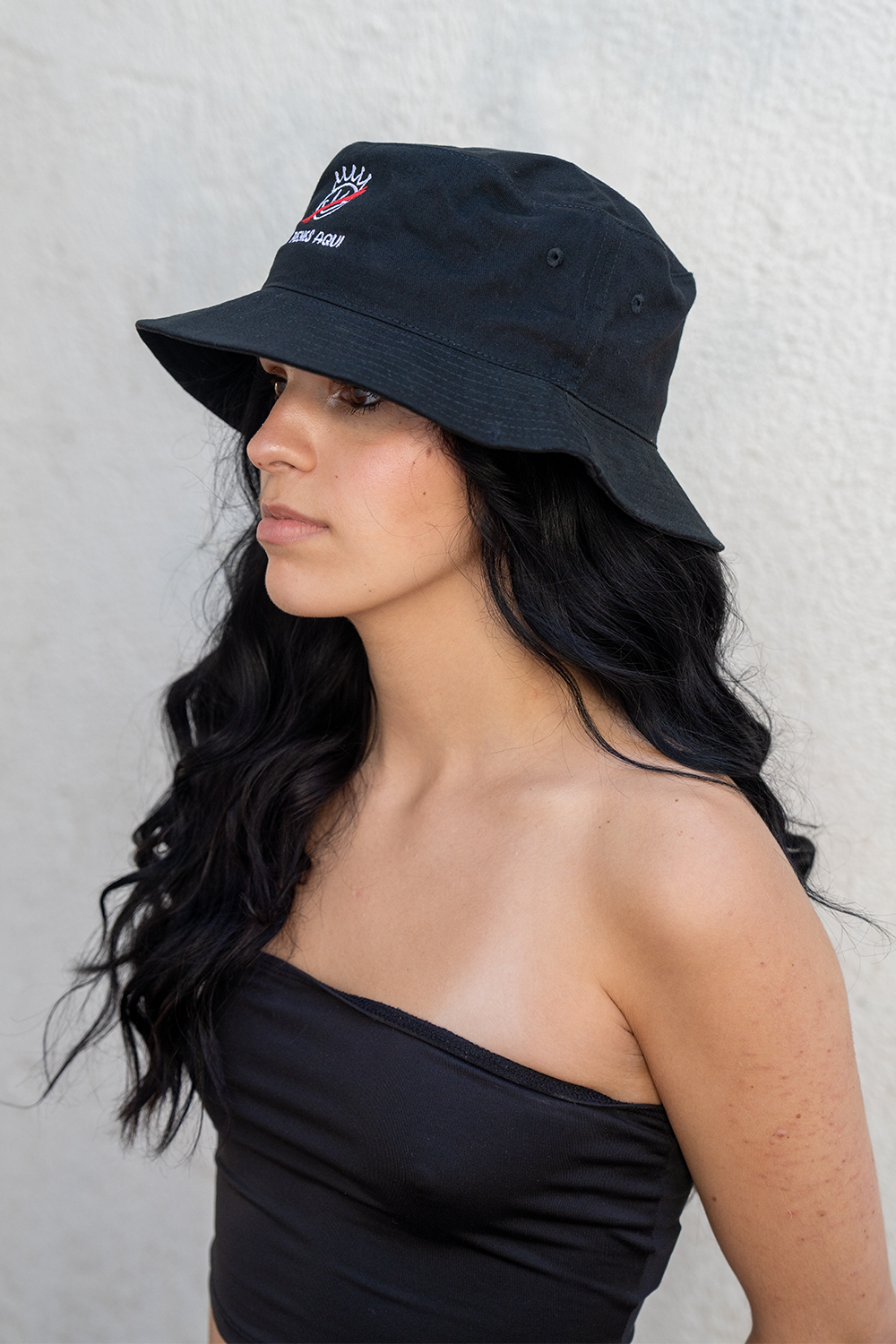 No Reyes Aqui (No Kings Here) Bucket Hat
